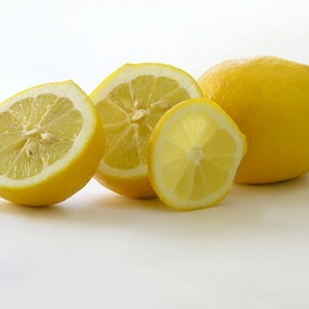 Benefits Of Eating Lemons