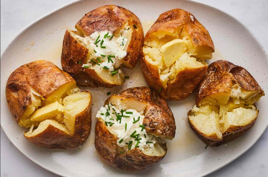 Is Microwave Baked Potato Better Than Oven-Baked? Potatoes